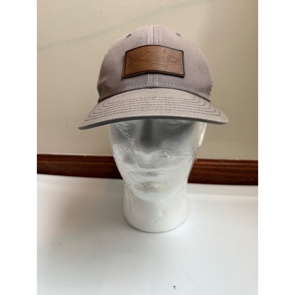 Vineyard Vines Mens Gray Mesh Back Trucker Hat Fish Leather Patch Snapback